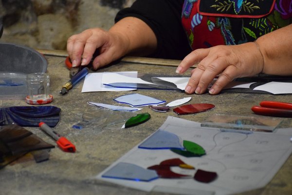 Visite commentée de l&rsquo;atelier du maître-verrier, Cyril Gouty