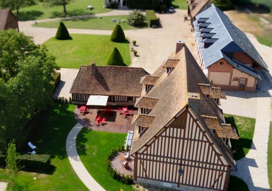 © Manoir de Surville Manoir de Surville