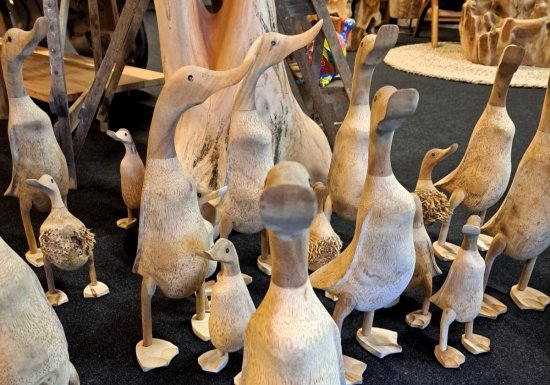 Meubles d’Ici et d’Ailleurs par Jorelle 1864