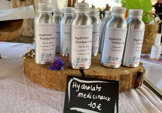 © ML Vittori Vexin Normand Tourisme Mon Joli Bazar Champêtre – Paysanne herboriste, plantes à parfum, aromatiques et médicinales