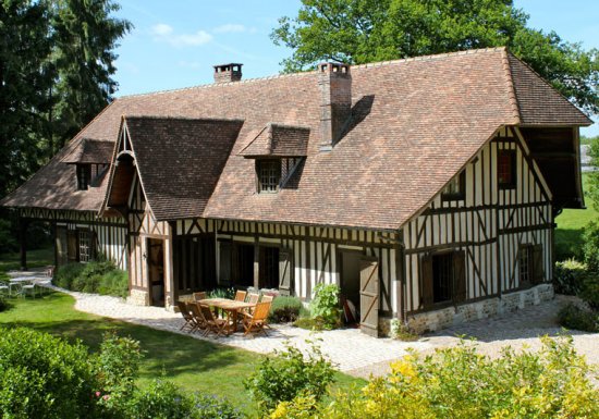 Grande maison de campagne en Normandie
