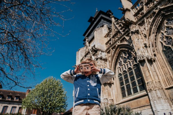 Pont-de-l’Arche Médiévale, balade augmentée immersive