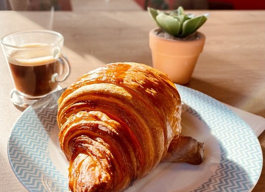 Le flan Normand de Maison Heron ┬®Gaelle Heron, Boulangerie Maison Heron _Louvie Maison Héron Père et Filles