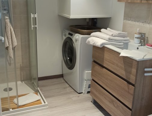 Cocon cosy avec parking, terrasse, WIFI – L’étape Da Estréla 1