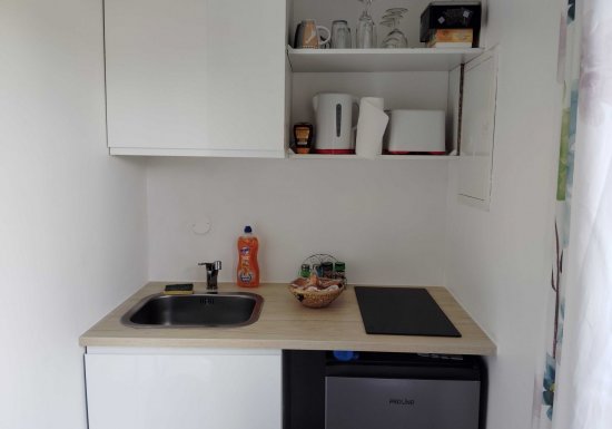 Pam Locations Studio Cosy