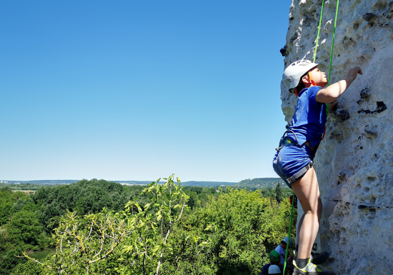 Sortie escalade en falaise au Val Saint-Martin