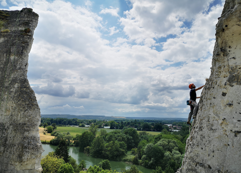 Sortie découverte de l’escalade en falaise à la journée