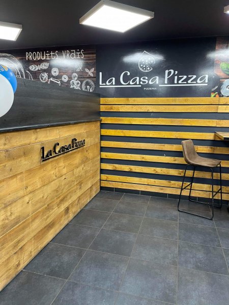La Casa Pizza