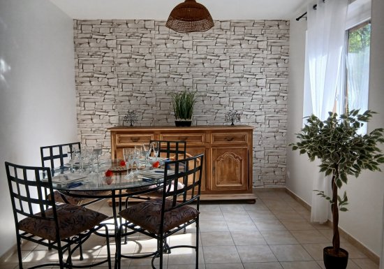 @cr La Châtaigneraie