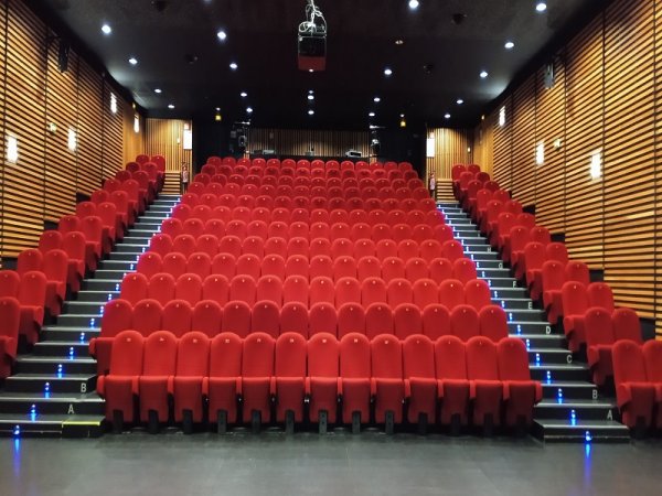 Salle Jean-Pierre Bacri