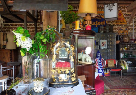 Madame Sortie d’Usine Morgny