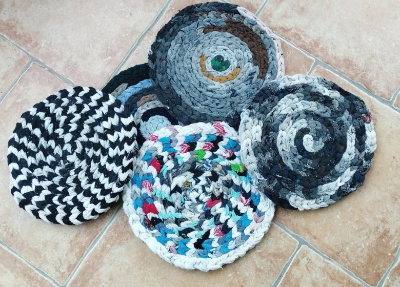 Chiffonade textile: Créations de Noël cousues à la main