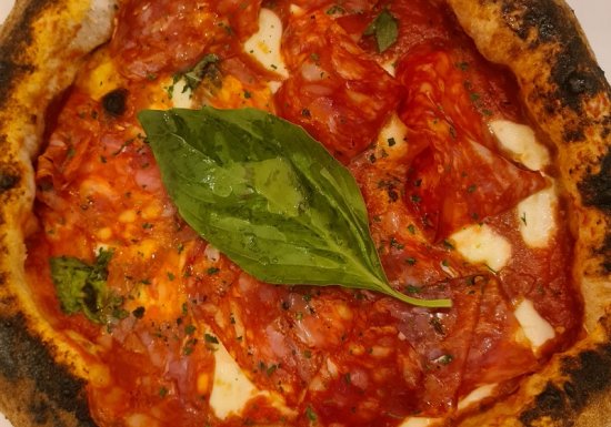 Una Pizza di Napoli