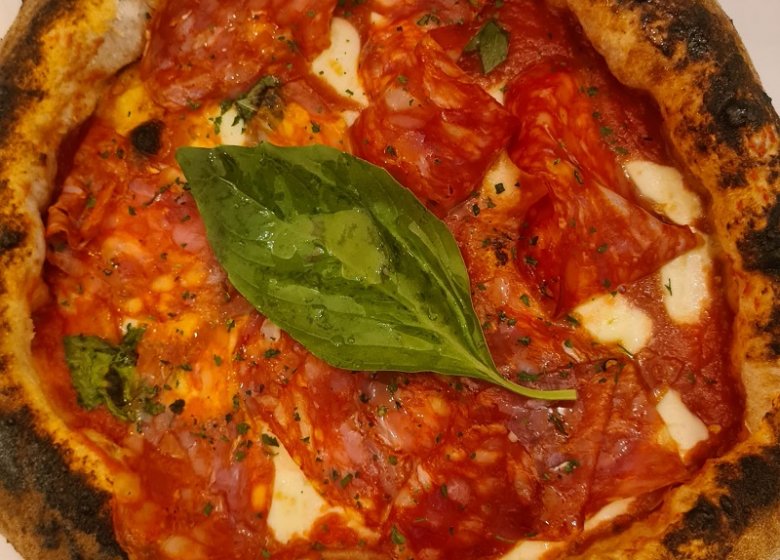 Una Pizza di Napoli