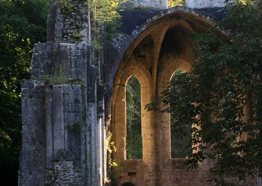Abbaye Notre-Dame de Fontaine-Guérard Abbaye Notre-Dame de Fontaine-Guérard