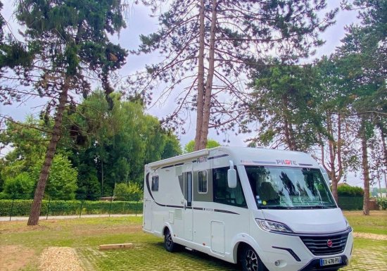 ML VITTORI Aire de camping-cars du Vexin Normand