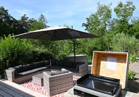 Laure Gravier  Gîte « Entre Rive et Colline »