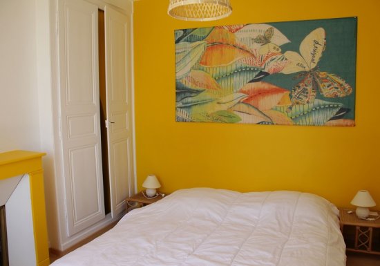 gîte grande maison heudreville sur Eure Grande maison au calme en bordure de rivière