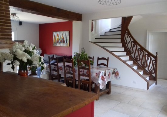 gîte grande maison heudreville sur Eure Grande maison au calme en bordure de rivière