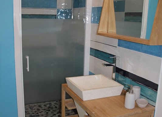 gîte grande maison heudreville sur Eure Grande maison au calme en bordure de rivière