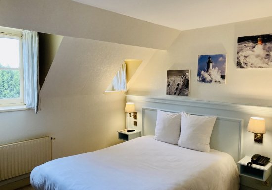 Château Corneille_Le val d'hazey_gaillon Hôtel Château Corneille