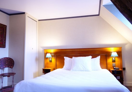 Château Corneille_Le val d'hazey_gaillon Hôtel Château Corneille