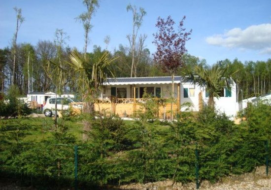 Camping Caravaning de Salverte