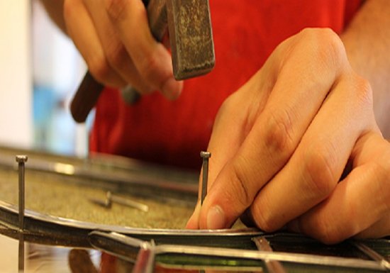 Visite commentée de l&rsquo;atelier du maître-verrier, Cyril Gouty