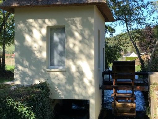 Ravissant moulin à eau