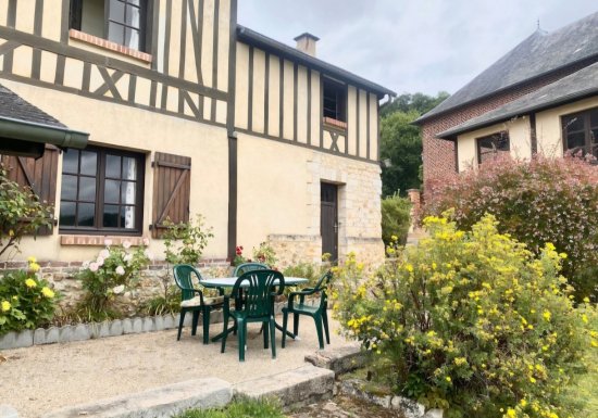 « Bellevue » Maison normande au cœur de Le-Bec-Hellouin