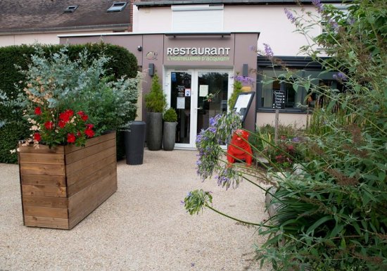 Tous droits reserves L’Hostellerie d’Acquigny