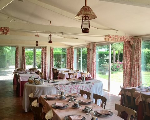 @tourtoulou Château d’Emalleville – Les Chambres