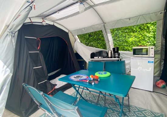 lery poses en Normandie_domaine des lacs Tentes équipées _ camping Léry-Poses en Normandie