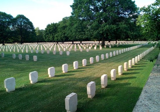 ©JulienChevalier Cimetière militaire allemand